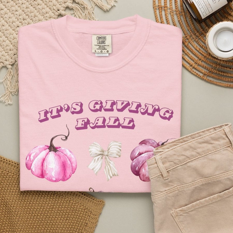 It’s giving pink fall